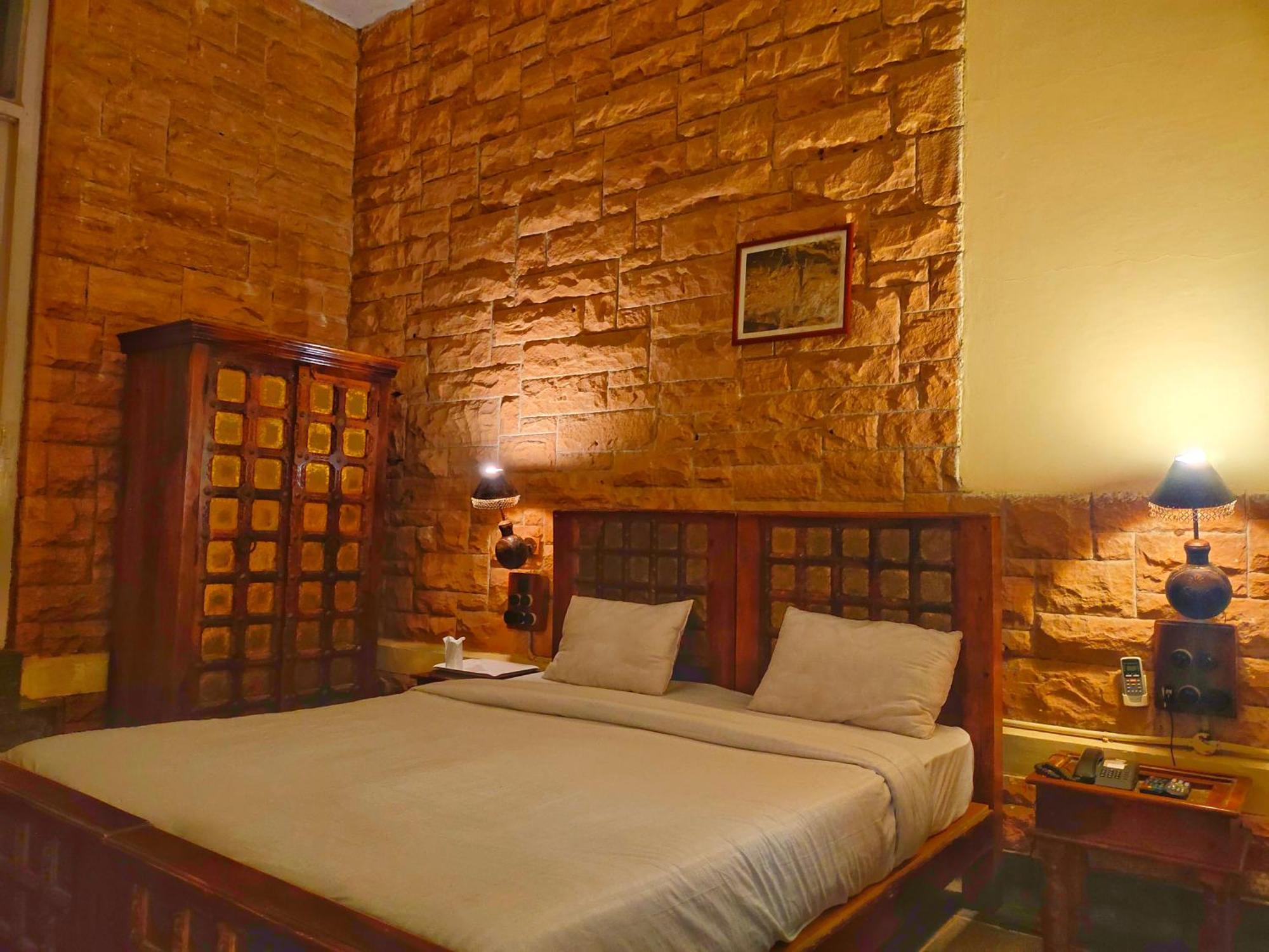 ג'ודפור Sisodia Hotel & Resorts מראה חיצוני תמונה